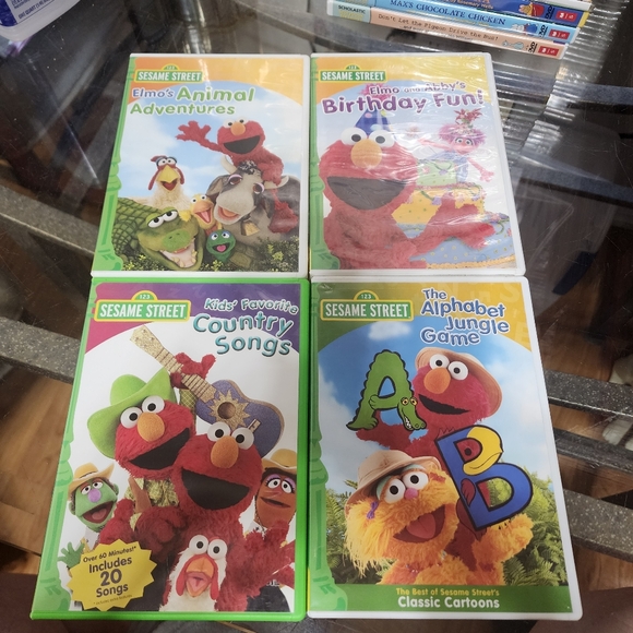 7 Sesame Street Elmo DVD Lot Fiesta Potty Time Alphabet Birthday Storytime - Picture 3 of 3